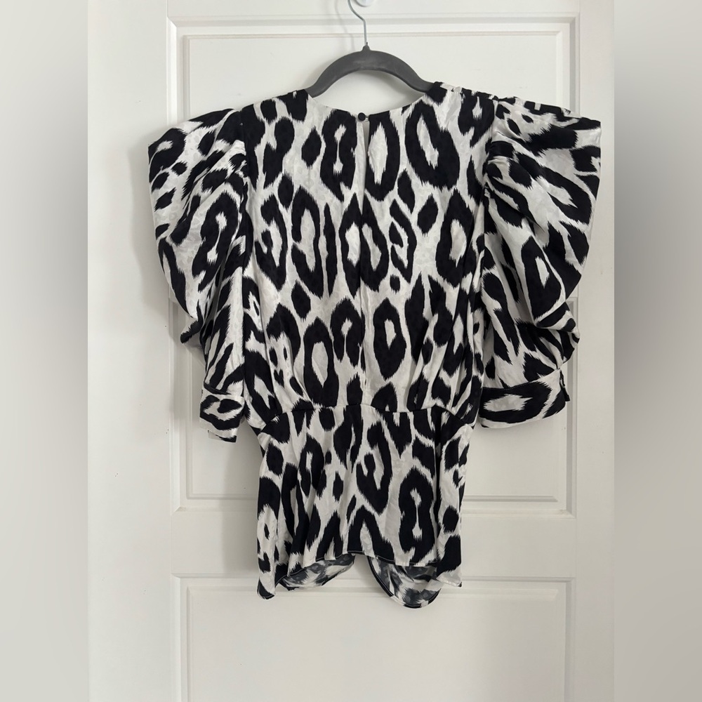 Ronny Kobo Black & White Animal Print Blouse Silk Blend Puff Sleeve Sexy Draped - Picture 3 of 10